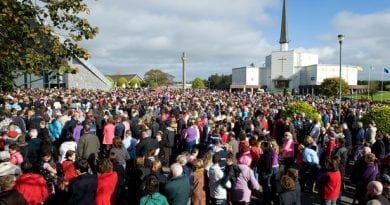 Incredible Story – 14 Year Old Boy Says the Virgin will appear – Watch crowds flock to Knock Shrine as ‘image of Virgin Mary’ appears in clouds “Our lady appeared in knock today . Astonishing Never get over what i  have seen. Please watch.”