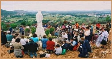 Medjugorje: “Do not forget the importance of the examination of conscience….Powerful supplication to the Queen of Peace to be recited before sleeping!”