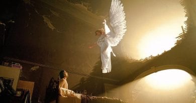 Your Guardian Angel Has Good News For You When You See These Signs