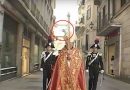 In Chieti Italy: Christ detaches himself from the Cross during the solitary procession – Video of accident –