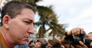 Glenn Greenwald : The Left claims censorship necessary to stop ‘fascism’, but They’re on their knees pleading with billionaires and oligarchs and monopolists and Silicon Valley to censor in a way that they believe is politically advantageous.”