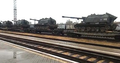 Winds of War – Russia moving heavy armor towards Ukraine as tensions rise in region