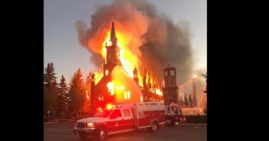 So it begins – USA Media Silent: Terrorists are attacking and burning down churches across Canada with impunity.